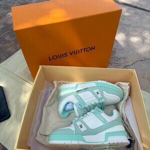 Louis Vuitton Trainner Sneakers White and Mint Green Size 5.5